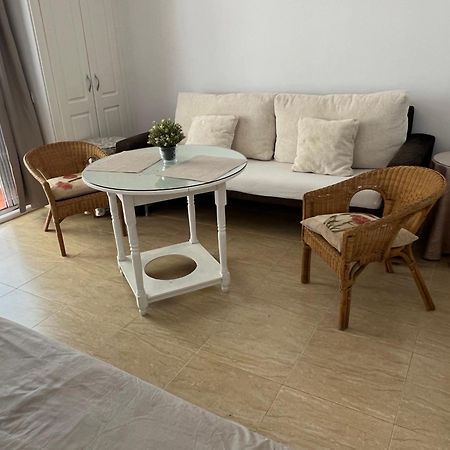 Magnifico Apartamento En La Carihuela, Torremolino Torremolinos Luaran gambar