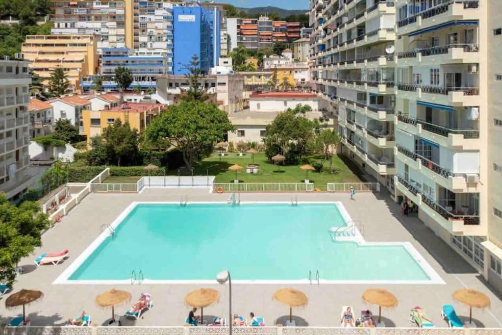 Magnifico Apartamento En La Carihuela, Torremolino Torremolinos Luaran gambar