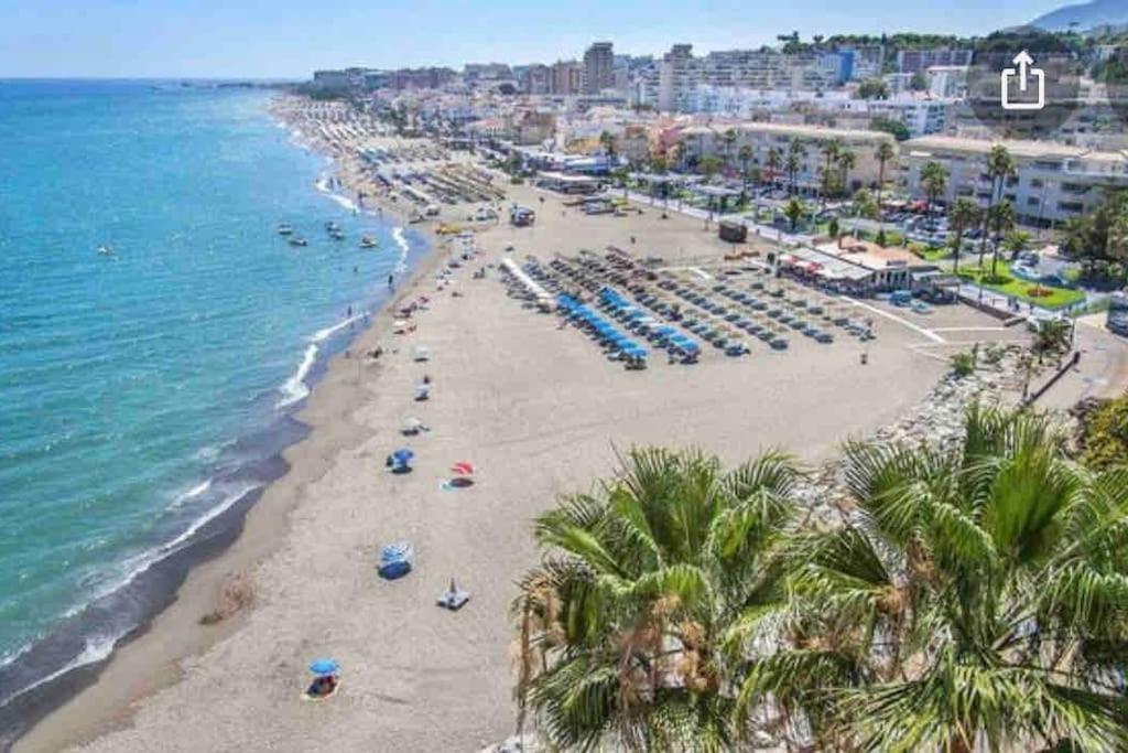 Magnifico Apartamento En La Carihuela, Torremolino Torremolinos Luaran gambar