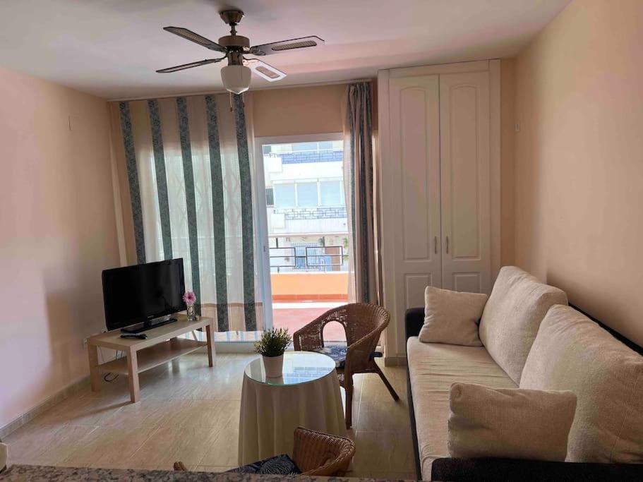 Magnifico Apartamento En La Carihuela, Torremolino Torremolinos Luaran gambar