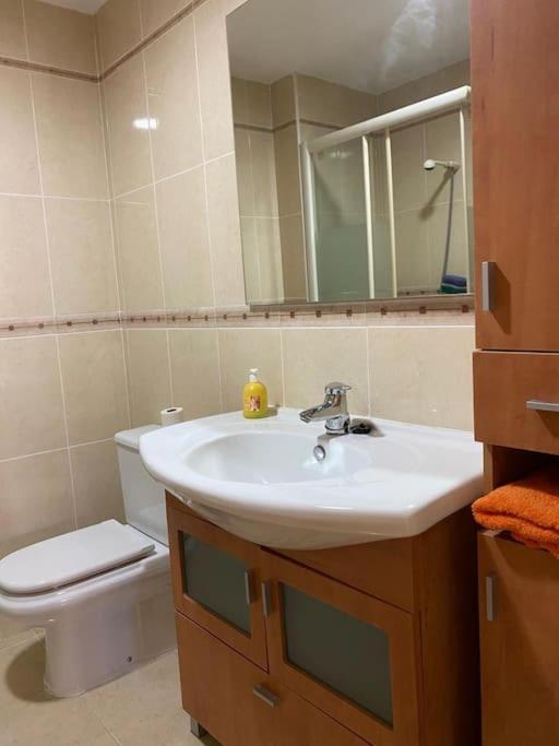 Magnifico Apartamento En La Carihuela, Torremolino Torremolinos Luaran gambar