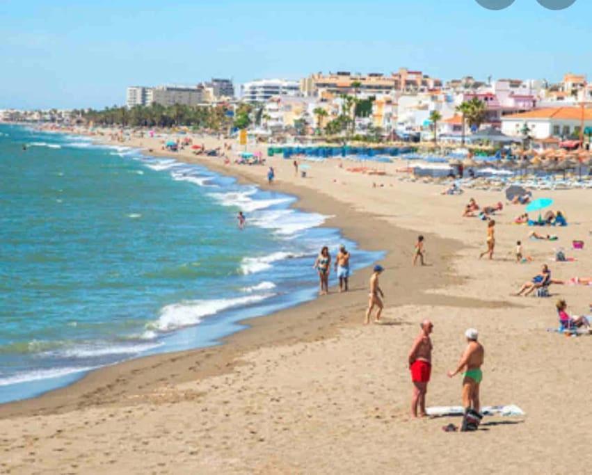 Magnifico Apartamento En La Carihuela, Torremolino Torremolinos Luaran gambar